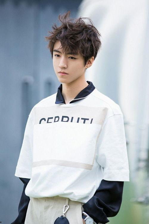 王俊凯所有照片